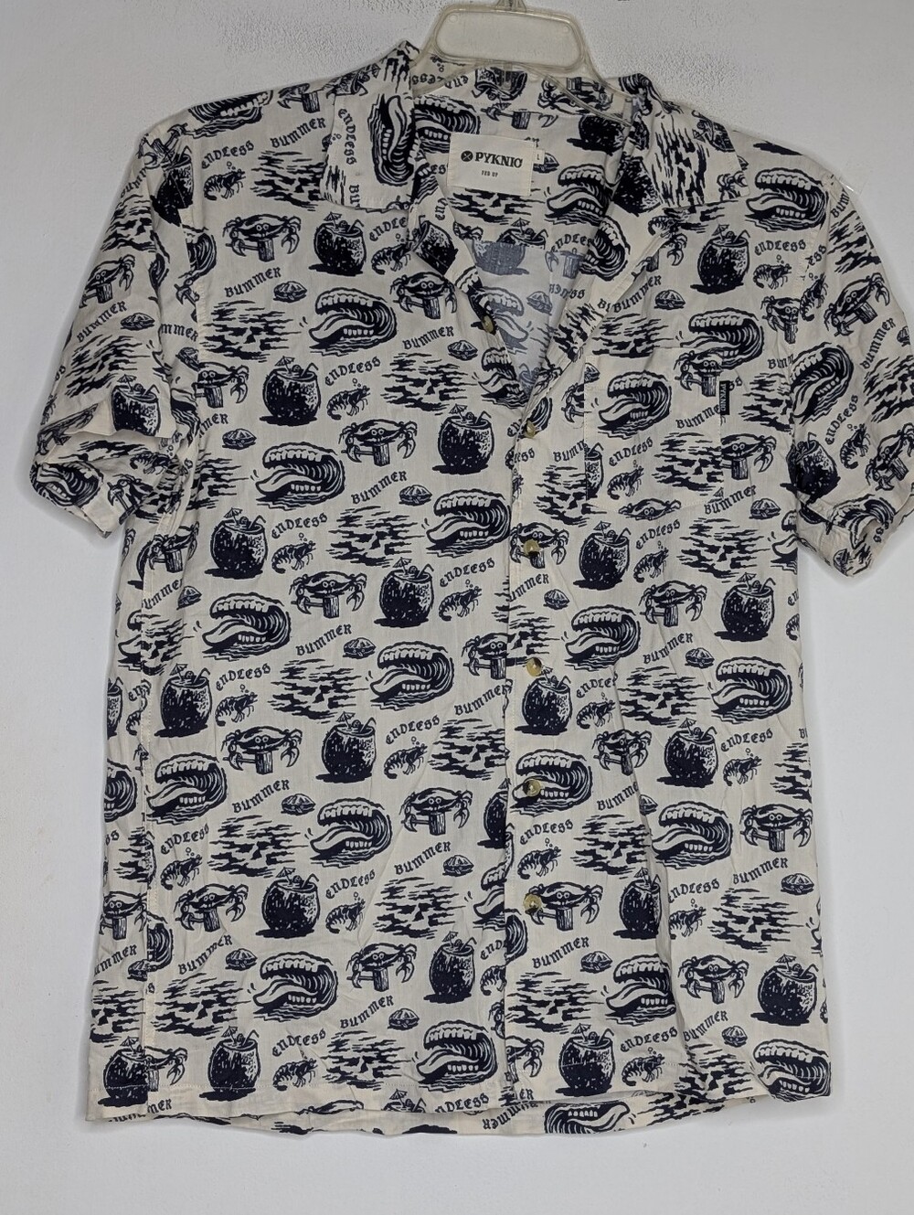 Pyknic • Endless Summer Button Down Shirt size large